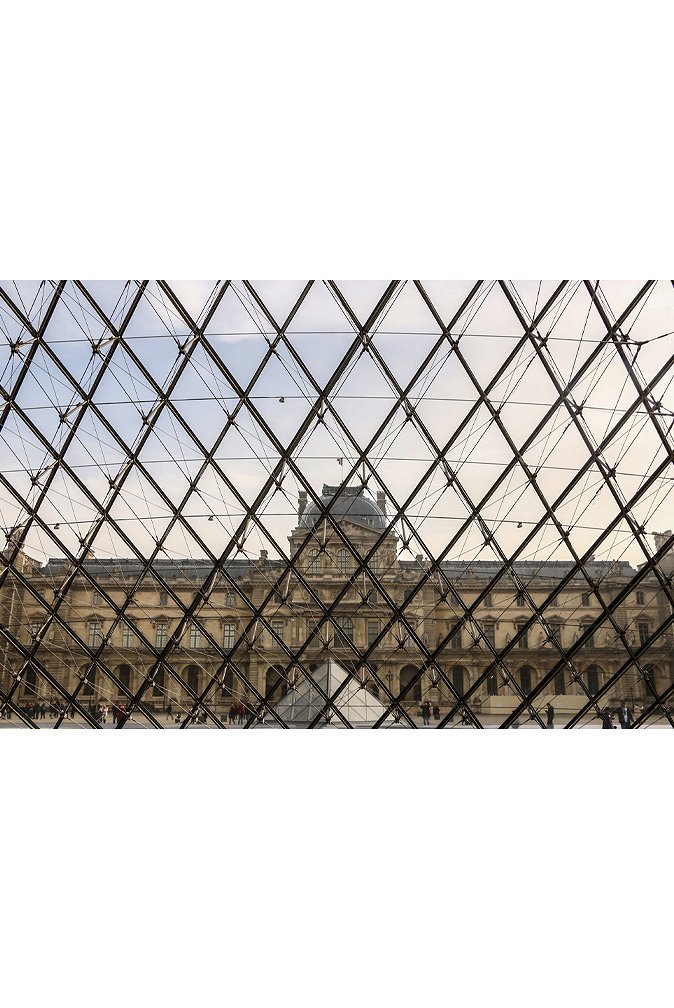 5f1db0e64cadf_louvre 3.jpg